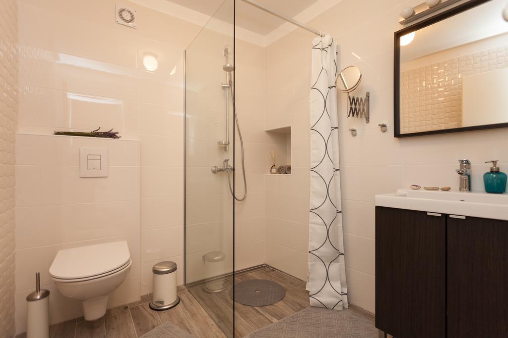 Apartments And Rooms Hey רוביני מראה חיצוני תמונה