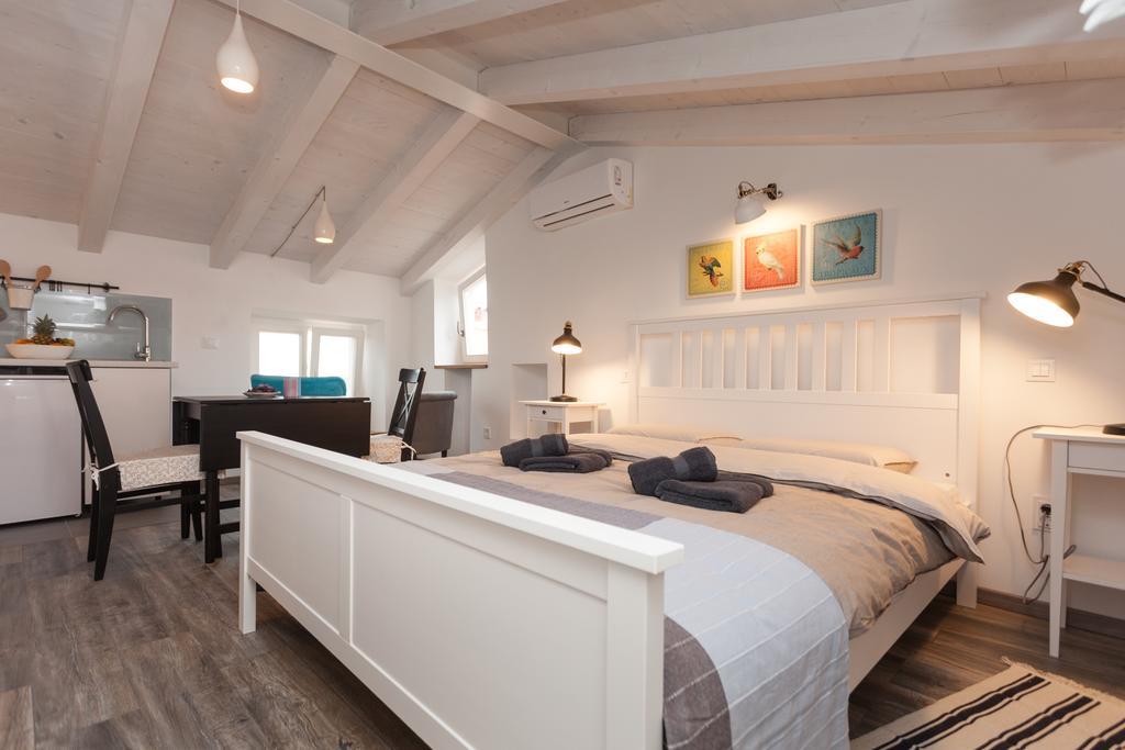 Apartments And Rooms Hey רוביני מראה חיצוני תמונה