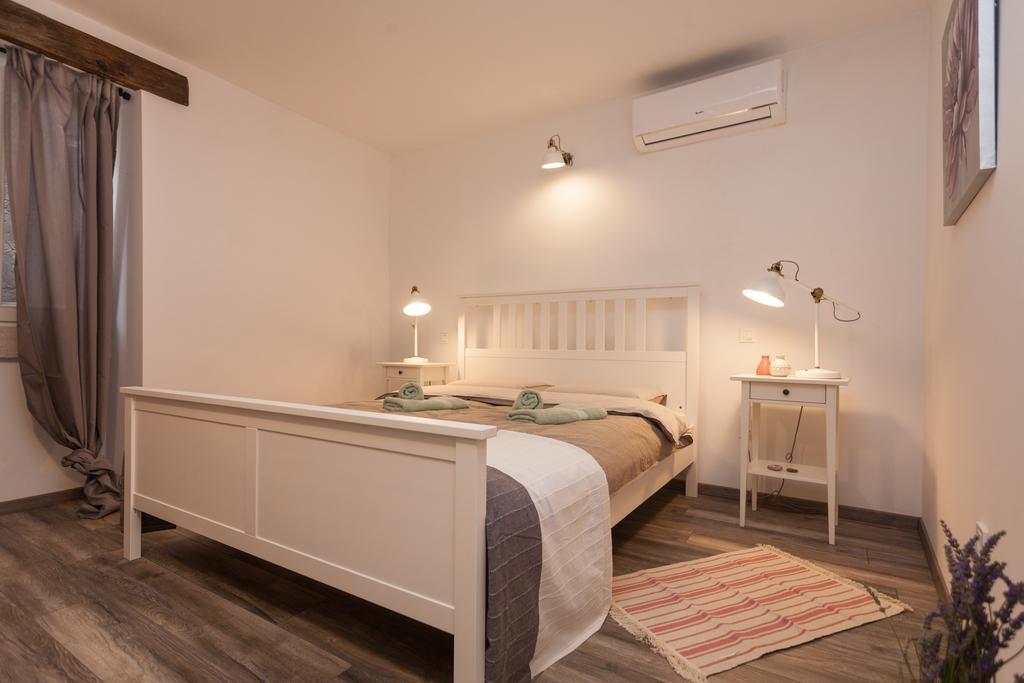Apartments And Rooms Hey רוביני מראה חיצוני תמונה